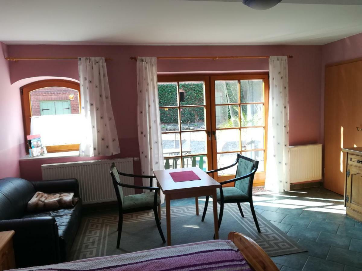 Pension Claudia Gueldenpfennig Тангермюнде Экстерьер фото